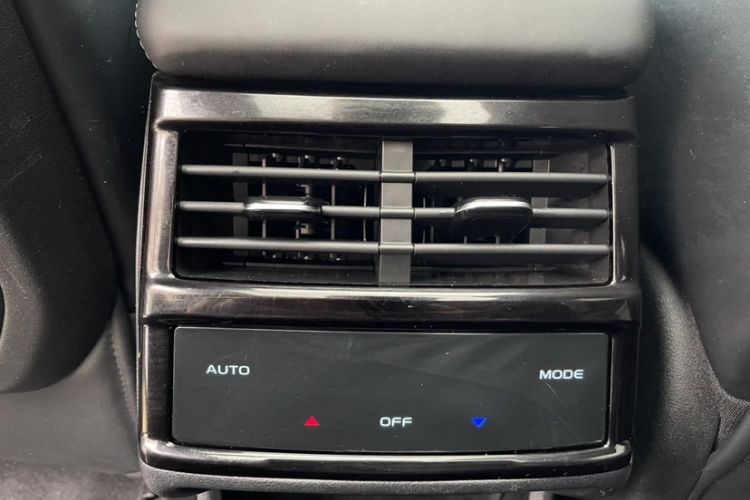 Used Geely Auto Monjaro L 2023 2.0TD High-Power Automatic Two-Wheel Drive Flagship Version
