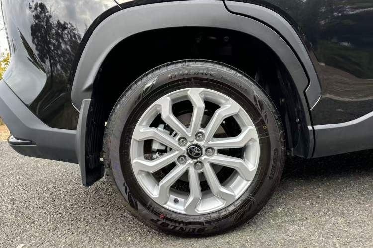 Used Toyota FRONTLANDER 2024 2.0L CVT Leading Plus Edition
