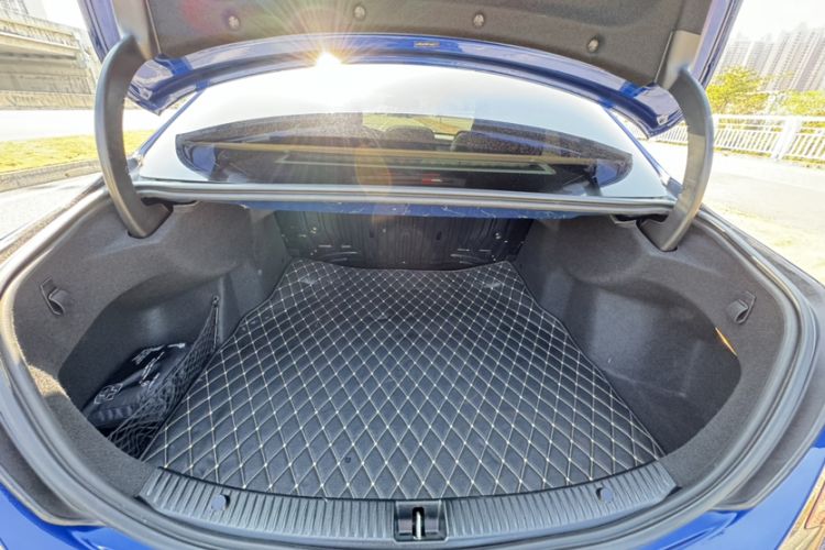 Used Mercedes-Benz C-Class 2015 Revised C 200 L Sport Edition
