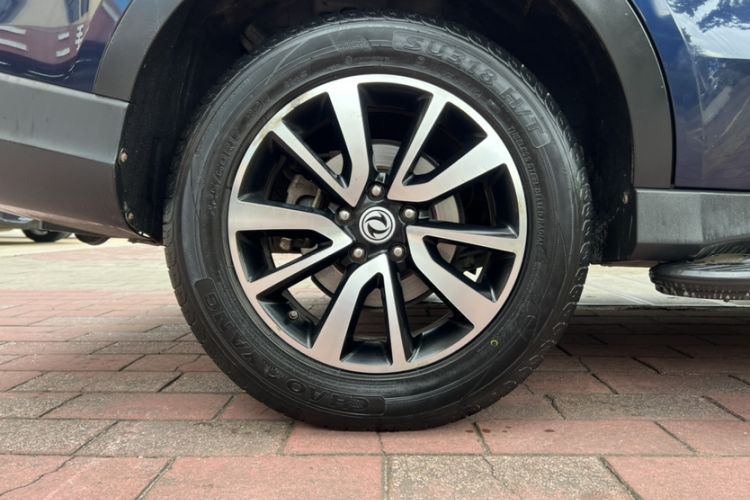 Used Dongfeng Fengon 580 2017 1.5T Manual Luxury Model
