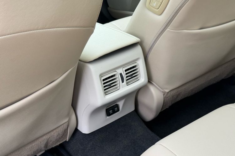 Used Toyota Camry 2019 2.5G Luxury Edition China VI Standard