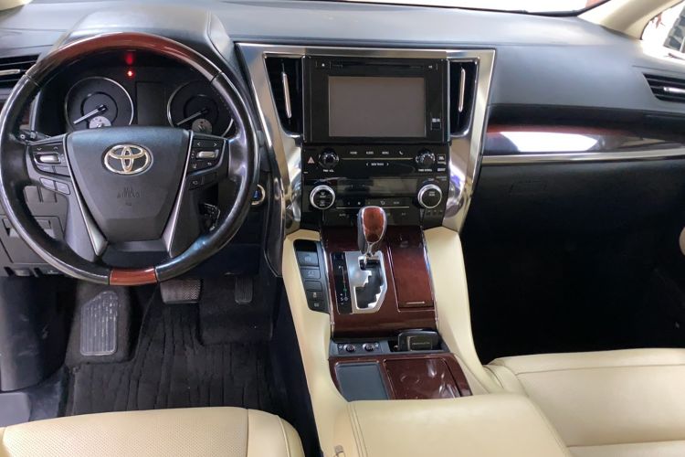 Used Toyota Alphard 2018 3.5L Luxury Edition
