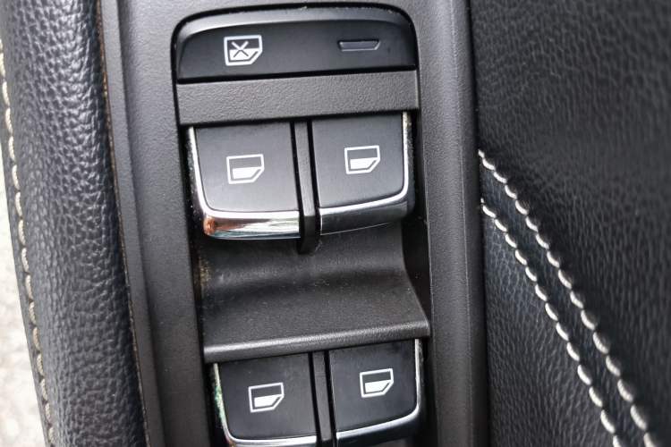 Used MG 6 2017 20T Automatic Luxury Smart Connect Version China V Standard
