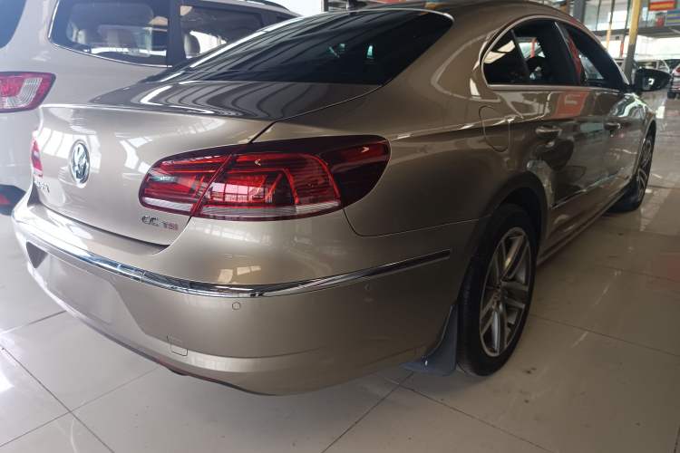 Used Volkswagen FAW-Volkswagen CC 2015 1.8TSI Luxury Model
