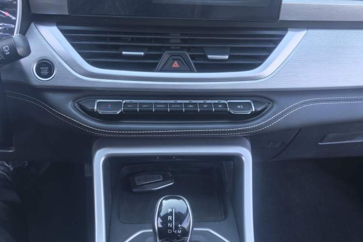 Used Geely Auto Vision X6 2020 1.4T CVT Luxury Edition
