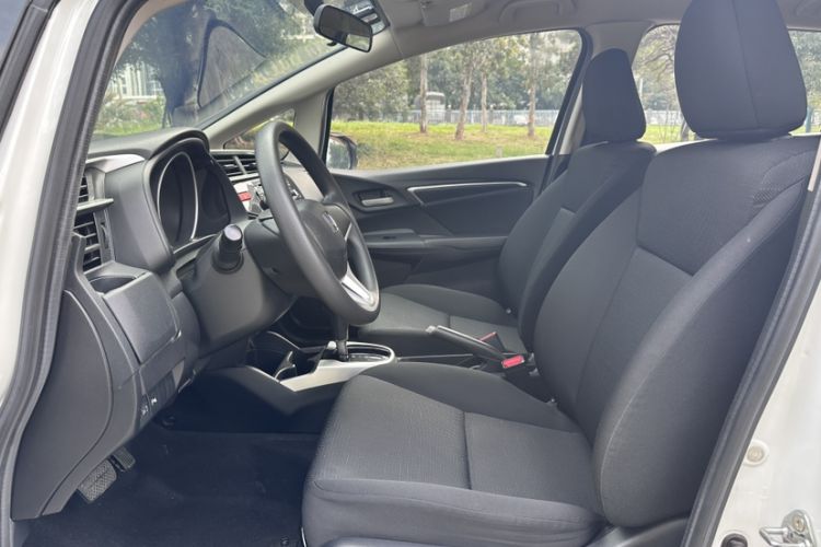 Used Honda Fit 2014 1.5L SE CVT Fashion Model
