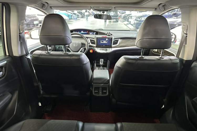 Used Honda Jade 2020 1.8L automatic Comfort version
