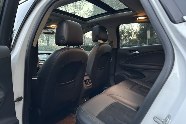 Used Buick Verano 2019 Sedan 20T Dual-Clutch Luxury Model
