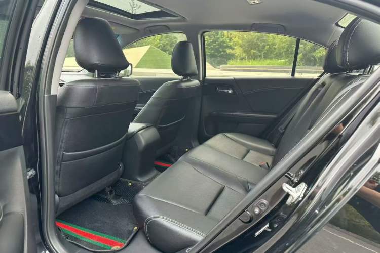 Used Honda Accord 2016 2.0L Comfort Edition
