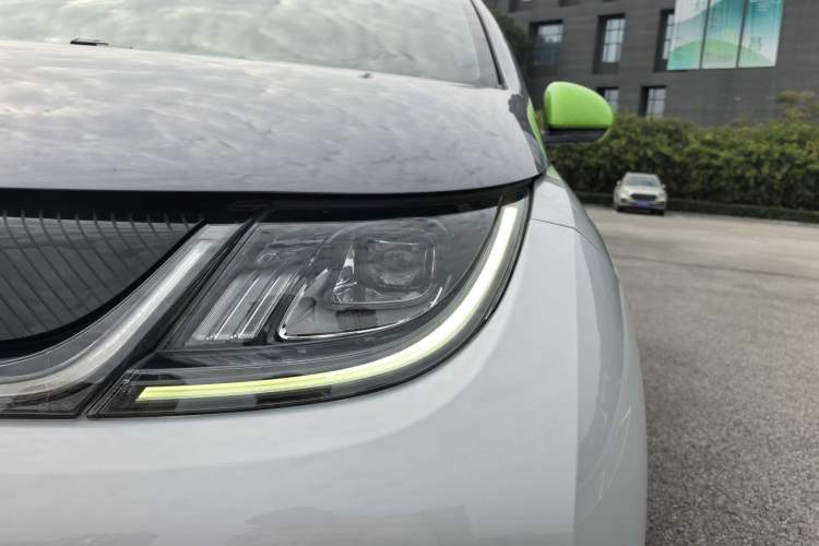 Used BYD Dolphin 2021 405 km Fashion Edition
