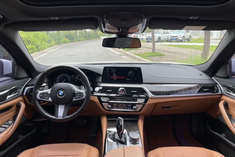 Used BMW 5 Series 2018 Restyled 530Li Luxury Edition M Sport Package
