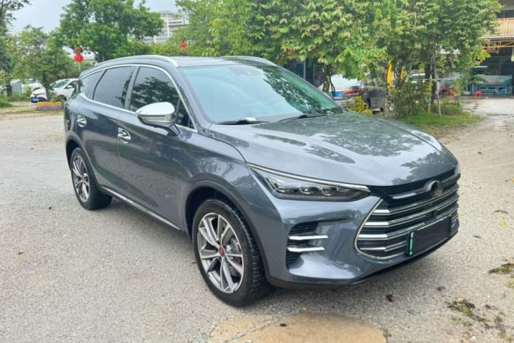 Used BYD Tang New Energy 2018 DM 2.0T All-Wheel Drive Smart Connectivity Enjoyment Model 5 Seats China V Emission Standard
