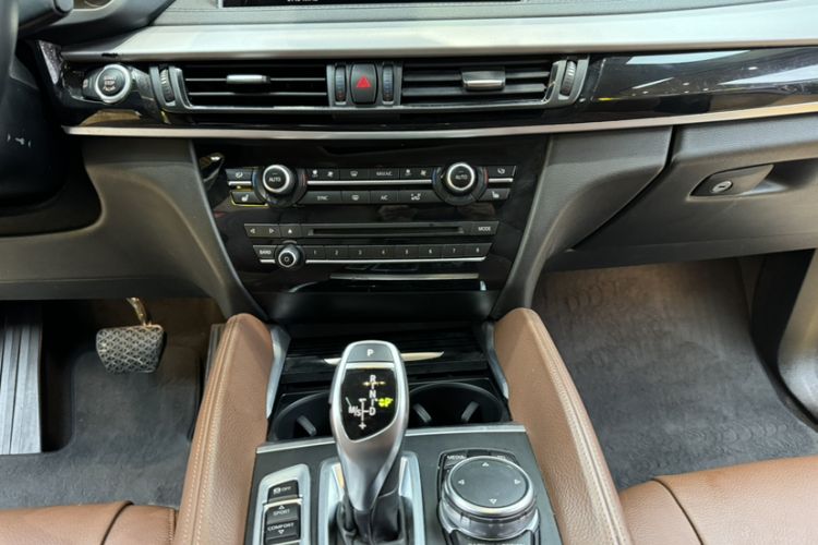 Used BMW X6 2015 xDrive35i Leading Model
