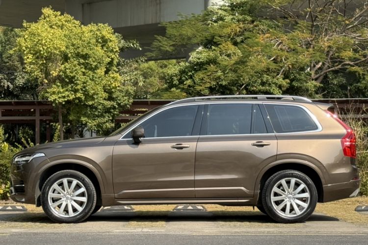 Used Volvo XC90 2018 T6 Zhiyi Edition 7-Seater
