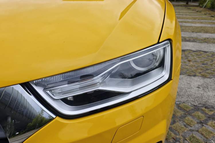 Used Audi Q3 2016 35 TFSI Fashion Model
