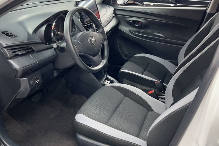 Used Toyota YARiS L 2020 1.5L CVT Leading Edition
