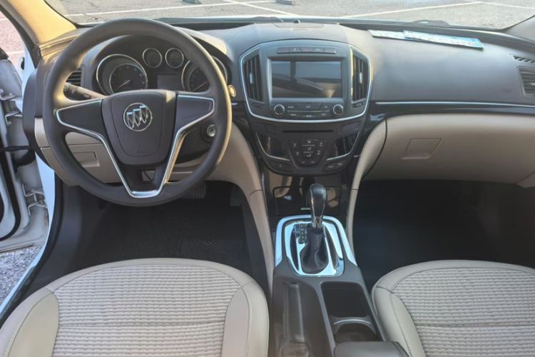 Used Buick Regal 2015 2.0L Leading Fashion Edition
