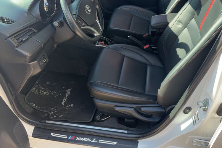 Used Toyota YARiS L 2022 X-Trail 1.5L CVT Luxury PLUS Edition