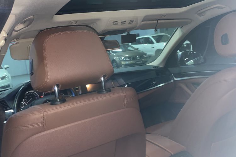 Used BMW 5 Series 2017 520Li Elegant Edition
