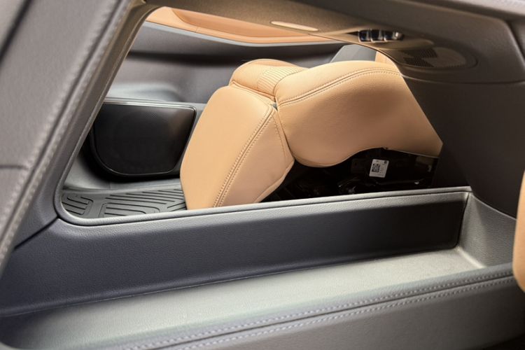 Used Nio ES8 2020 415 km Range 7-Seater Version
