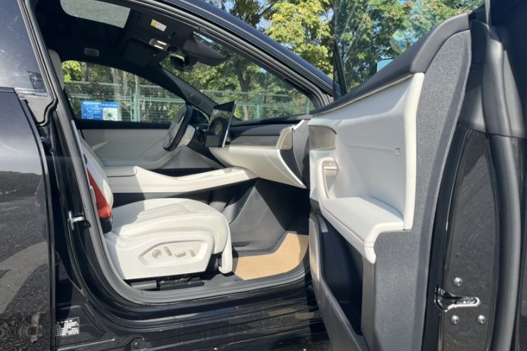 Used ONVO L60 2024 60 kWh All-Wheel Drive