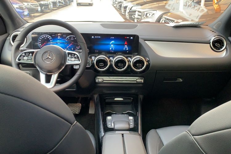 Used Mercedes-Benz GLA 2023 Facelifted GLA 200