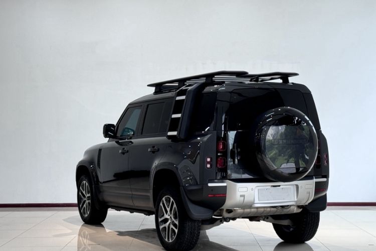 Used Land Rover Defender 2023 Facelift 110 3.0T P400 Dark Edition
