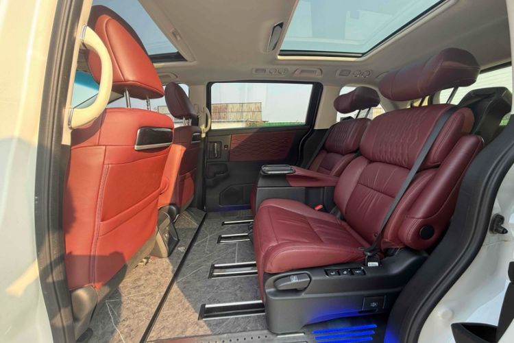 Used Honda Elysion 2022 2.0L eHEV Prestige Edition
