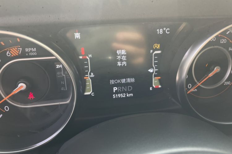 Used  Wrangler 2019 2.0T Sahara Four-Door Version China VI Emission Standard
