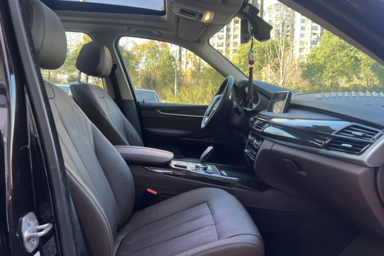 Used BMW X5 2018 xDrive28i