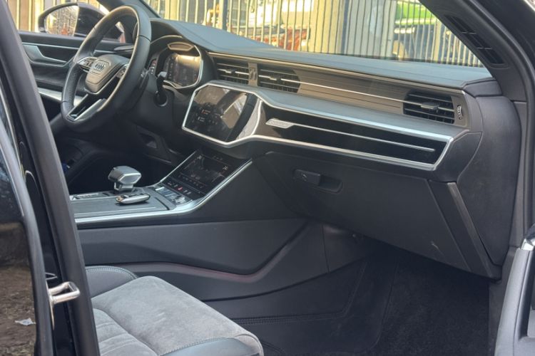 Used Audi A6L 2024 45 TFSI quattro Prestige Dynamic Edition
