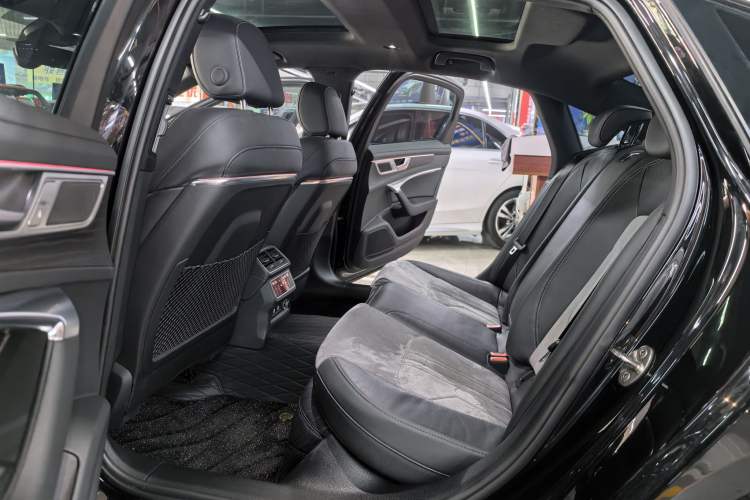 Used Audi A6L 2024 45 TFSI quattro Prestige Dynamic Edition
