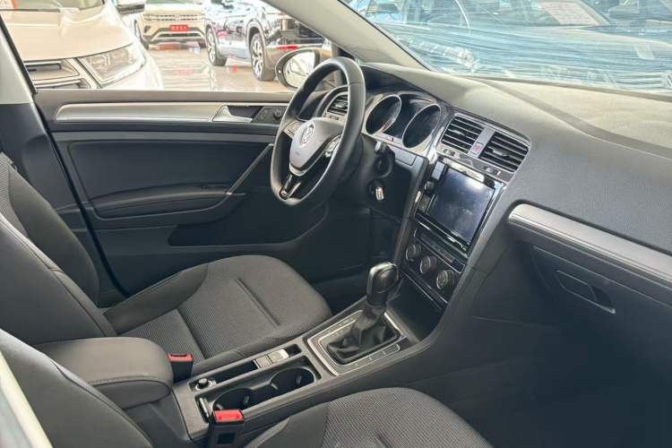 Used Volkswagen Golf 2019 280TSI DSG Comfort Version China V Standard
