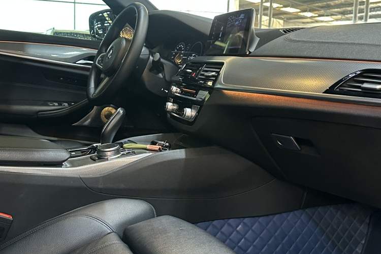 Used BMW 5 Series 2019 Restyled 525i M Sport Package
