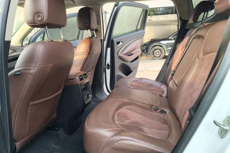 Used Buick Envision 2016 20T Two-Wheel-Drive Elite Model
