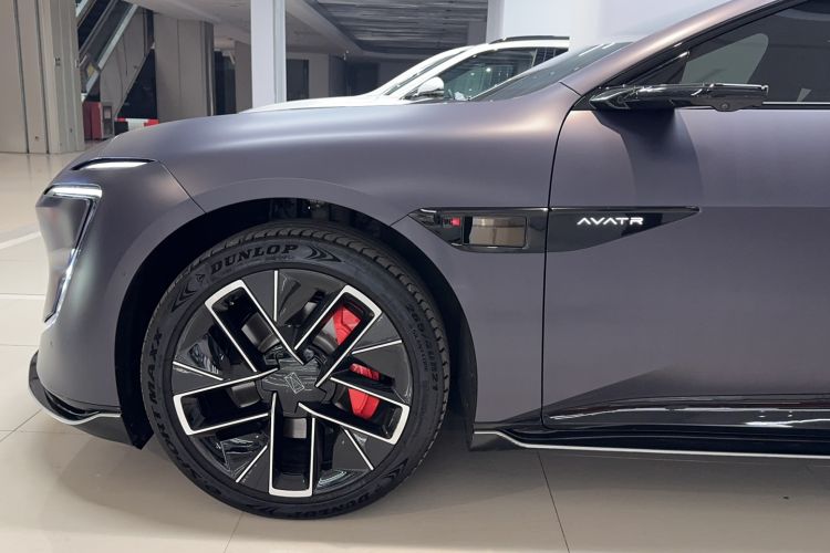 Used  12 2025 Master All-Electric Four-Wheel Drive
