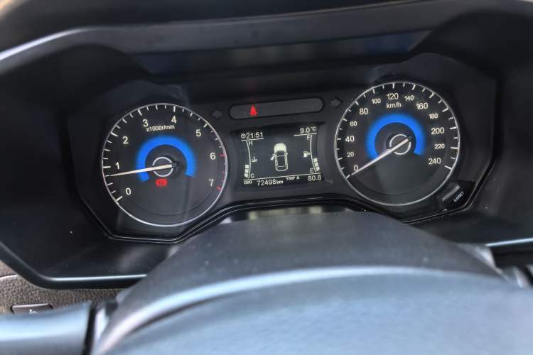 Used Dongfeng Fengon 580 2016 1.8L Manual Comfort Model
