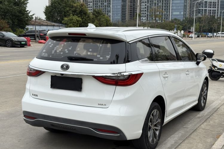 Used BYD Song MAX 2019 1.5T Automatic Smart Connect Ruiyi Sunroof Model 7 Seats China VI Standard