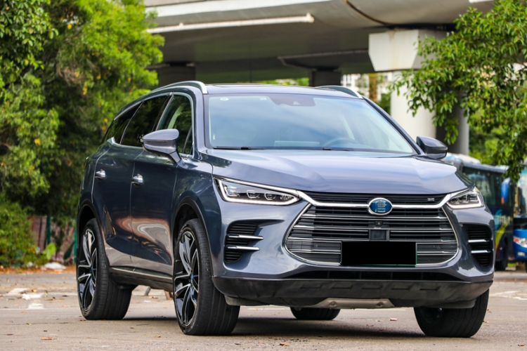 Used BYD Tang New Energy 2018 DM 2.0T All-Wheel Drive Smart Connectivity Luxury Model 7 Seats China V Emission Standard
