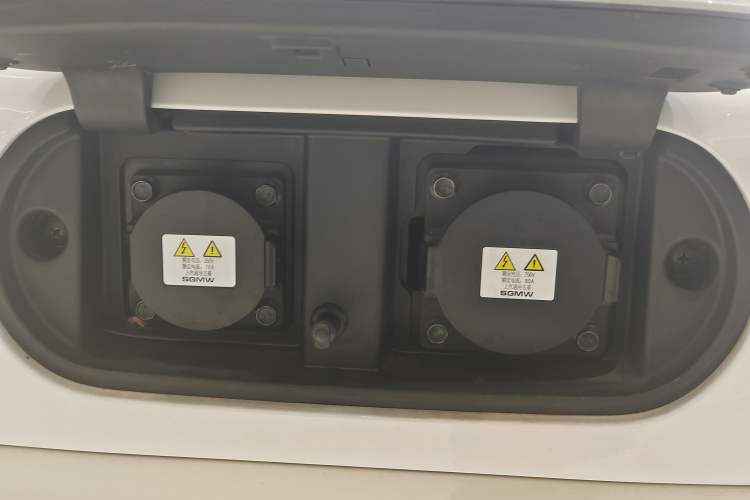 Used Wuling Hongguang MINIEV 2024 3rd Generation 215km Advanced Version
