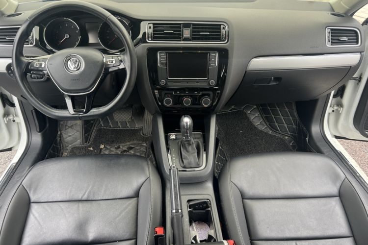Used Volkswagen Sagitar 2018 1.6L Automatic Comfort Model
