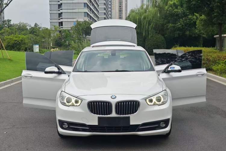 Used BMW 5 Series GT 2015 528i Leading Model
