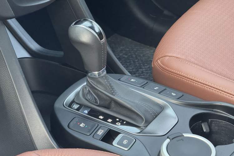 Used Hyundai Grand SantaFe 2013 3.0L 7-Seater 4x4 Flagship Edition