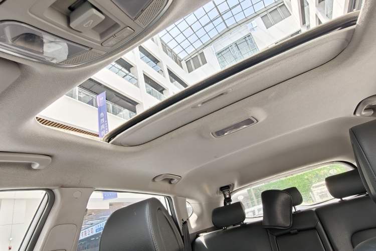 Used Hyundai Tucson 2015 1.6T Dual-Clutch Two-Wheel-Drive Smart Model
