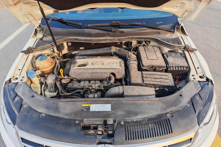 Used Volkswagen FAW-Volkswagen CC 2015 1.8TSI Luxury Model
