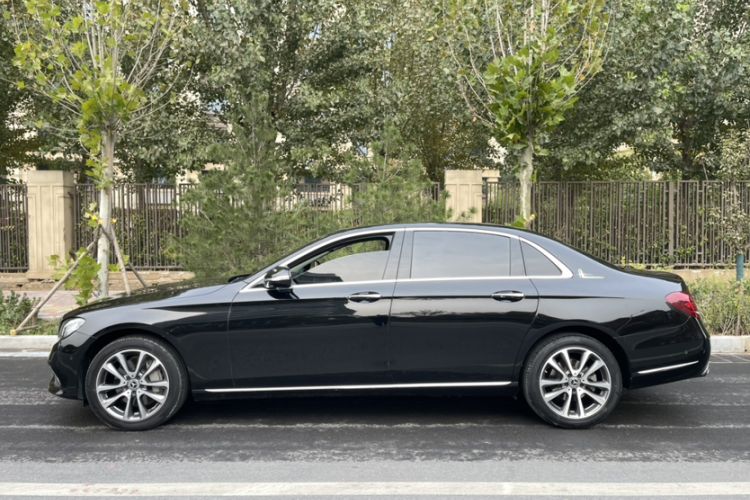 Used Mercedes-Benz E-Class 2019 Facelifted E 300 L Stylish Version
