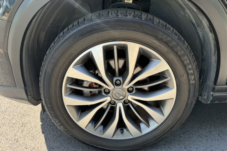 Used GAC Trumpchi GS8 2017 320T Two-Wheel Drive Luxury Smart Connectivity Version (7 Seats)
