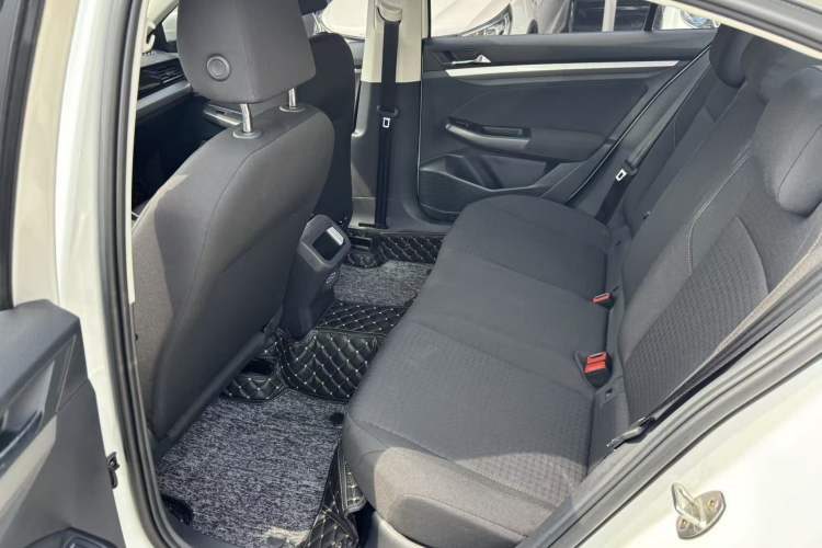 Used Volkswagen Bora 2021 1.5L Automatic Fashionable Smart Connectivity Version
