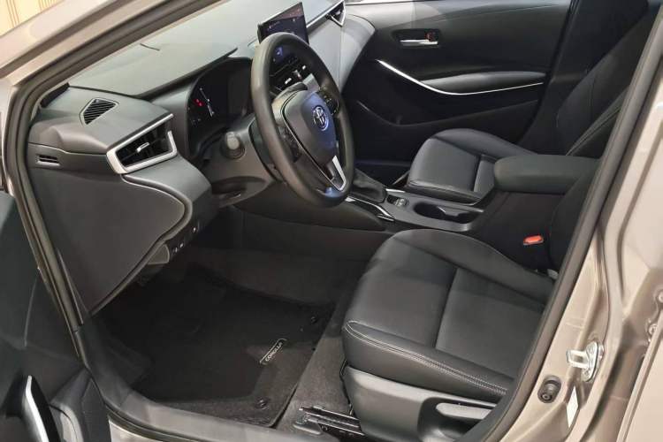 Used Toyota Corolla 2023 1.8L Smart Electric Hybrid Dual-Motor Elite Edition
