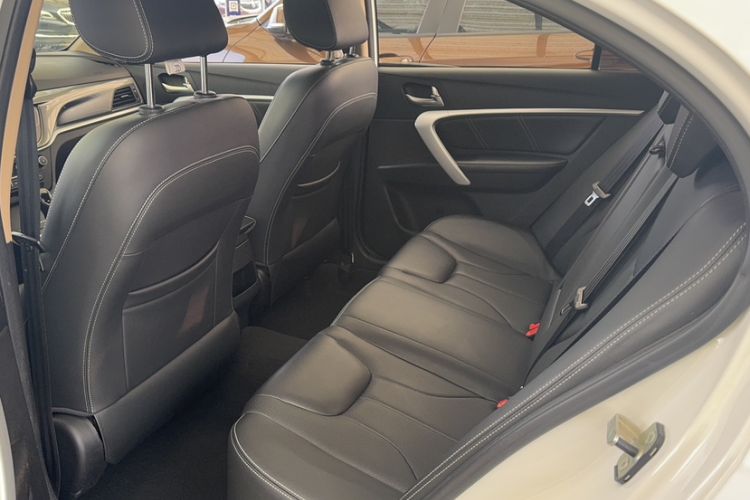 Used Geely Auto Emgrand 2017 Sedan Million Edition 1.5L CVT Upward Version
